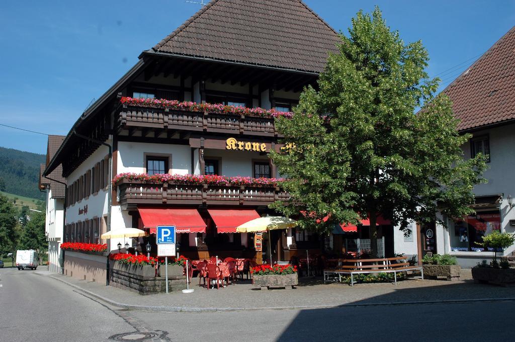 Gasthaus-Krone-Post سيمونسوالد المظهر الخارجي الصورة